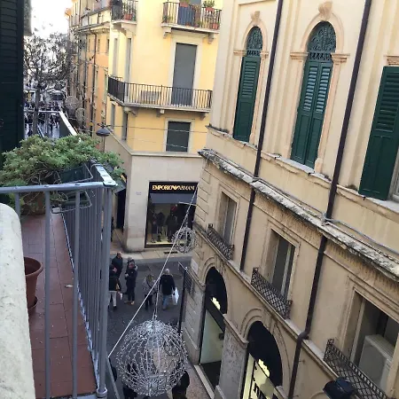 A Due Passi Da Giulietta-casa Capuleti Apartment *